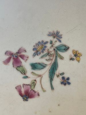 A Chinese famille rose 'mandarin subject' bowl, Qianlong — photo 11
