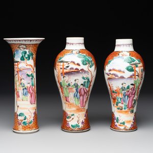 A Chinese famille rose 'mandarin subject' garniture of three vases, Qianlong — photo 1