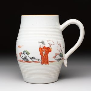 A Chinese famille rose 'mandarin subject' teapot and a mug, Qianlong — 照片 8