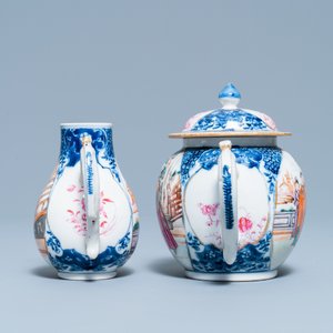 A Chinese famille rose 'Mandarin' teapot and milk jug, Qianlong — 照片 5