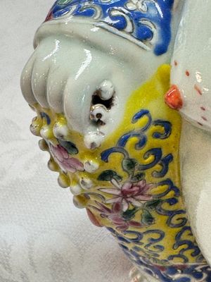 A Chinese famille rose Milefo Buddha, Tongzhi mark, Republic — 照片 7