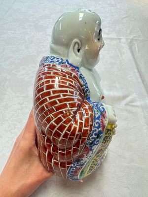 A Chinese famille rose Milefo Buddha, Tongzhi mark, Republic — 照片 8