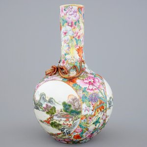A Chinese famille rose millefleurs bottle vase with an applied dragon and landscape panels, 19/20th C. — 照片 4