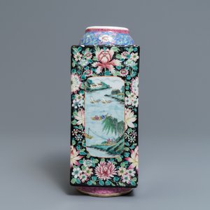 A Chinese famille rose millefleurs 'cong' vase, Qianlong mark, Republic, 20th C. — photo 4