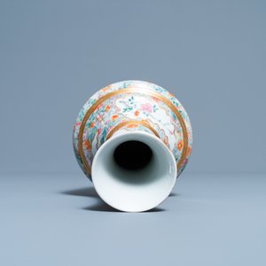 A Chinese famille rose millefleurs vase, Jingdezhen Catholic Church mark, Republic — photo 5