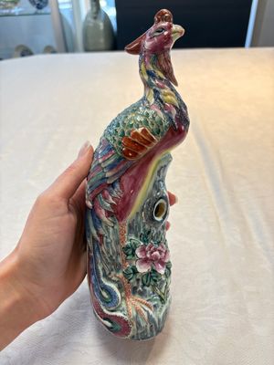 A Chinese famille rose model of a phoenix, 19th C. — photo 1