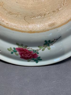 A Chinese famille rose 'mountainous river landscape' dish, 19th C. — photo 7