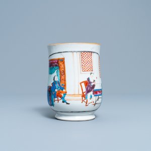A Chinese famille rose mug with a semi-undressed lady, Qianlong — 照片 6
