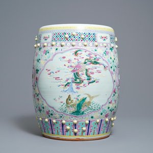 A Chinese famille rose 'mythical beasts' garden seat, 19th C. — photo 1