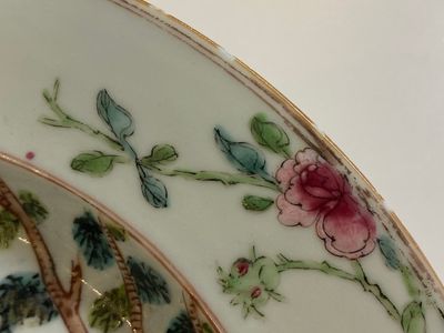 A Chinese famille rose 'mythological subject' plate with Apollo and Daphne, Yongzheng — photo 9