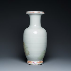 A Chinese famille rose 'narrative subject' vase, Qianlong mark, 19/20th C. — photo 4