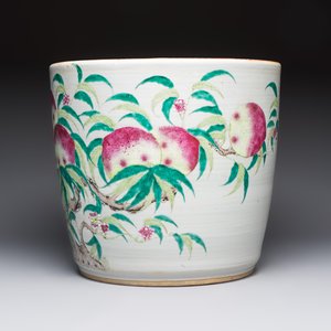 A Chinese famille rose 'Nine Peaches' jardinière, 19th C. — foto 2
