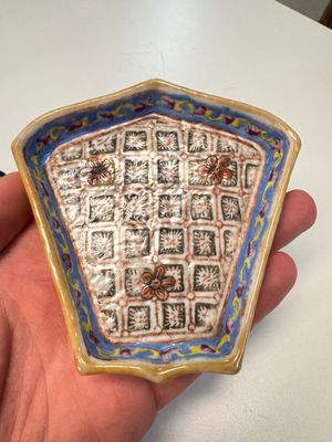 A Chinese famille rose nine-piece 'Plum Blossoms' sweetmeat set on a wooden tray, 19th C. — photo 40