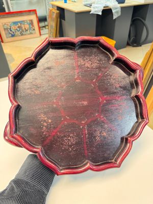 A Chinese famille rose nine-piece 'Plum Blossoms' sweetmeat set on a wooden tray, 19th C. — photo 62