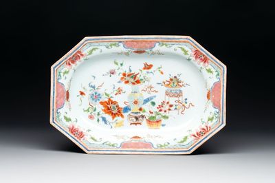 A Chinese famille rose octagonal 'antiquities' dish, Yongzheng/Qianlong