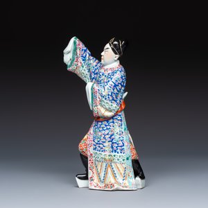 A Chinese famille rose 'Opera' figure — photo 2