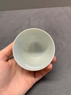 A Chinese famille rose 'orchid' cup, Tui Si Tang Zhi 退思堂製 mark, 19/20th C. — 照片 5