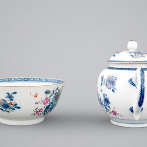 A Chinese famille rose part of a tea service, Qianlong, 18th C — photo 4