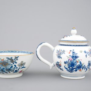 A Chinese famille rose part of a tea service, Qianlong, 18th C — photo 5