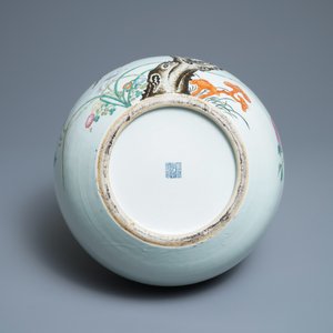 A Chinese famille rose 'peaches' vase, Qianlong mark, 19th C. — photo 5