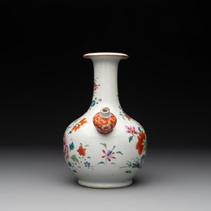 A Chinese famille rose 'peonies' kendi, Qianlong — photo 4