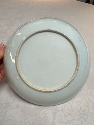 A Chinese famille rose 'Peonies' plate, Yongzheng/Qianlong — foto 7