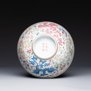 A Chinese famille rose 'phoenix' bowl, Guangxu mark, 19th C. — photo 6