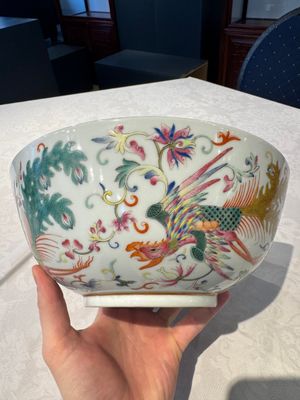 A Chinese famille rose 'phoenix' bowl, Xuantong mark, 20th C. — foto 3