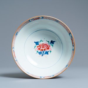 A Chinese famille rose 'phoenixes' bowl, Qianlong — photo 6