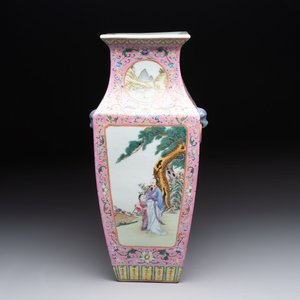 A Chinese famille rose pink-ground vase with figural design, Qianlong mark, 19/20th C. — 照片 1