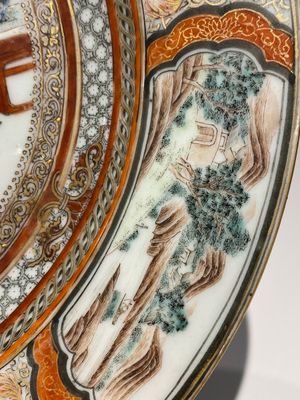 A Chinese famille rose plate with musicians playing the drums, Yongzheng — photo 11