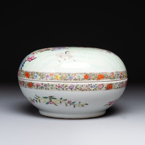 A Chinese famille rose 'playing boys' box and cover, Ling Zhi Cheng Xiang 麟趾呈祥 mark, 20th C. — photo 3