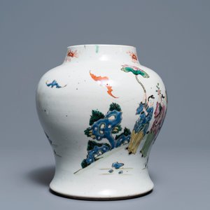 A Chinese famille rose 'playing boys' vase, Yongzheng — 照片 4