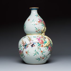 A Chinese famille rose 'Pomegranates' double gourd vase — photo 5