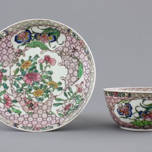 A Chinese famille rose porcelain cup and saucer with narcissus, chrysanthemum and peony, Yongzheng, 1722-1735 — photo 1