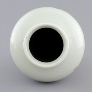A Chinese famille rose porcelain meiping vase, 19th C. — photo 5