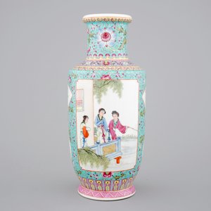 A Chinese famille rose porcelain rouleau vase, 20th C. — photo 3