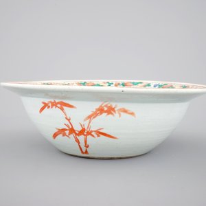 A Chinese famille rose porcelain "Two-faced emperor" bowl, 19th C — photo 4