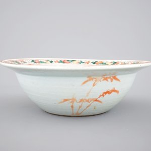 A Chinese famille rose porcelain "Two-faced emperor" bowl, 19th C — photo 5
