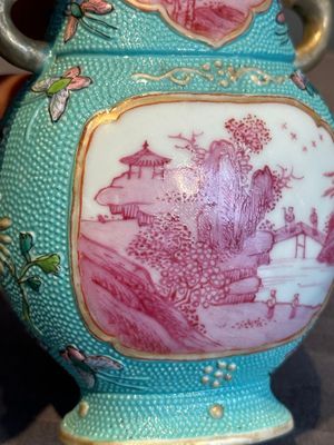 A Chinese famille rose puce-enamelled turquoise-ground 'hu' vase, Republic — photo 13