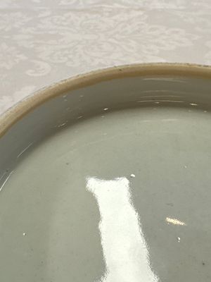A Chinese famille rose punch bowl with figural design, Qianlong — photo 17