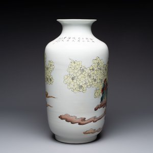 A Chinese famille rose 'Qun Xian Hui 群仙會' vase, signed Cai Yun 蔡雲, Qianlong mark, dated 1943 — photo 3