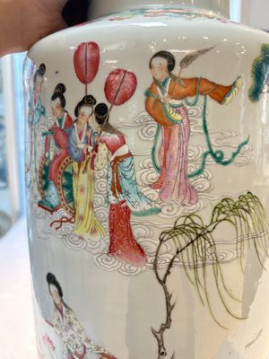 A Chinese famille rose 'Qun Xian Zhu Shou 群仙祝壽' rouleau vase, Qianlong mark, 19th C. — photo 22