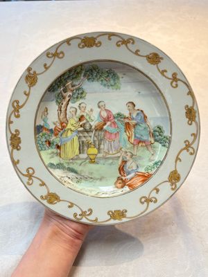 A Chinese famille rose 'Rebecca at the well' plate, Qianlong, ca. 1750 — photo 1