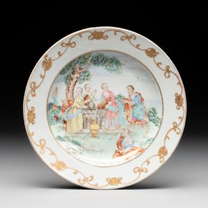 A Chinese famille rose 'Rebecca at the well' plate, Qianlong, ca. 1750 — photo 1