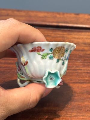 A Chinese famille rose relief-decorated cup and saucer, Yongzheng — photo 3