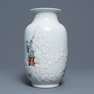 A Chinese famille rose relief-decorated vase with playing boys, Qianlong mark, Republic, 20th C. — photo 2