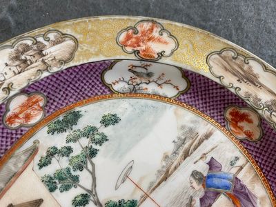 A Chinese famille rose 'Rockefeller' plate with acrobats, Jiaqing — photo 5