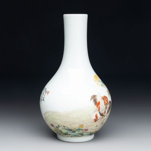 A Chinese famille rose 'rooster' vase, Ju Ren Tang 居仁堂製 mark, 20th C. — photo 4