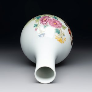 A Chinese famille rose 'rooster' vase, Ju Ren Tang 居仁堂製 mark, 20th C. — photo 5